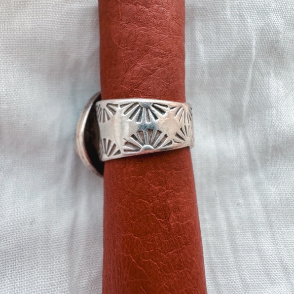 Signed Tommy Jackson Navajo Golden Hill Turquoise Ring size 6.25 - Picture 3 of 5